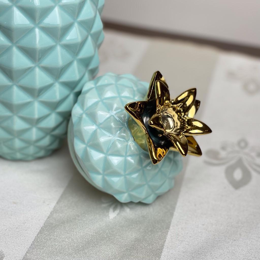 Ceramic Pineapple Airtight Candy Jar | Center Piece - HomeHatchpk